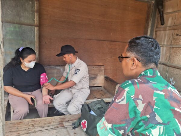 Kodim 0718/Pati Optimalkan Layanan Medis Warga Desa dalam Program TMMD 128