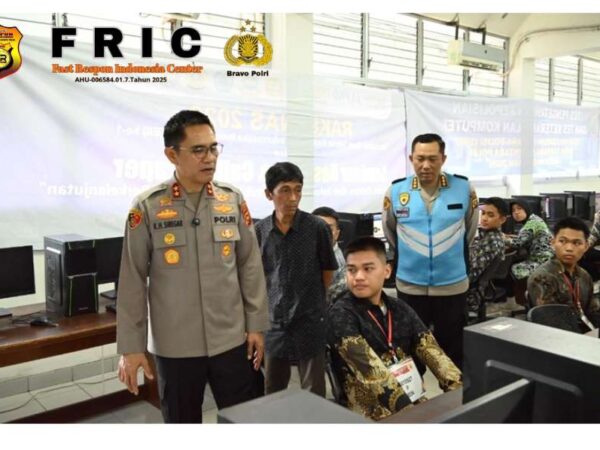 Kapolda Jambi Tinjau Langsung Tes Akademik Taruna dan Taruni Akpol Tahun Anggaran 2026 di Kampus Unama Tehok