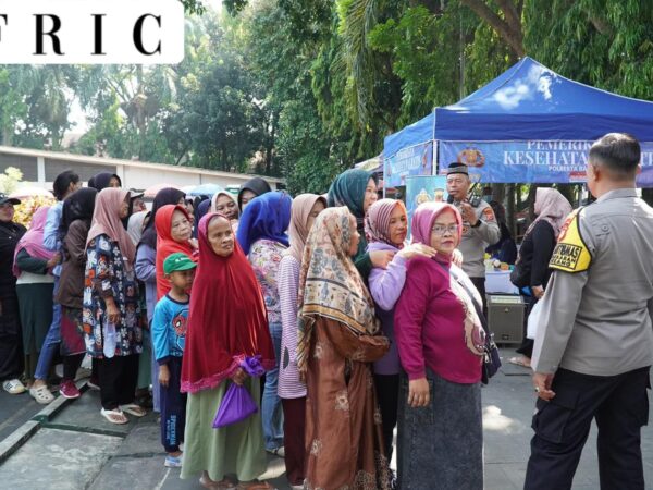 KEPOLISIAN NEGARA REPUBLIK INDONESIA DAERAH JAWA BARAT BIDANG HUBUNGAN MASYARAKAT SIARAN PERS TENTANG Jumat Berkah.
