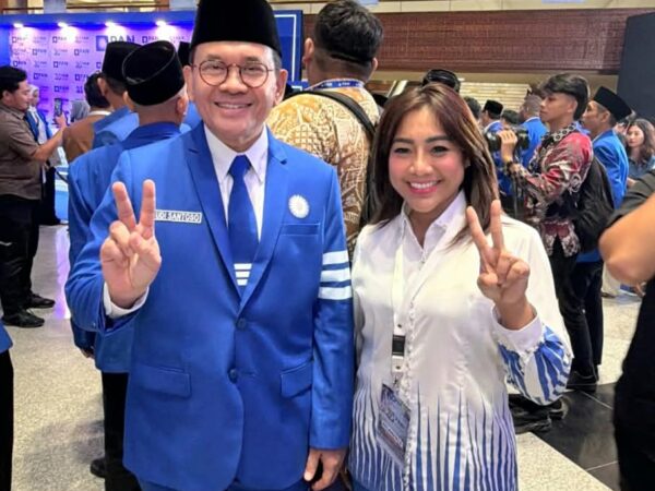 Eka Lestari Sinaga,Wabendum Partai Amanat Nasional.Partai Amanat Nasional Hadir Di Tengah Masyarakat Terhimpit Ekonomi Nya Melalu UMKM.